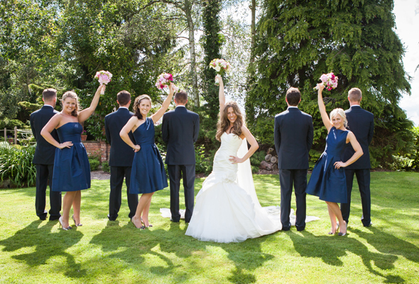 wedding photographer Redhouse Barns