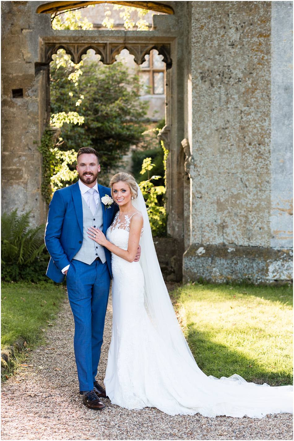 Bride and Groom wedding photo at Sudeley Castle
