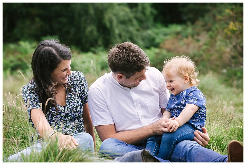 natural family photography outside